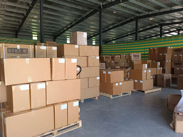 膏藥加工廠家非標定制發(fā)貨現場-今世康車間紀實